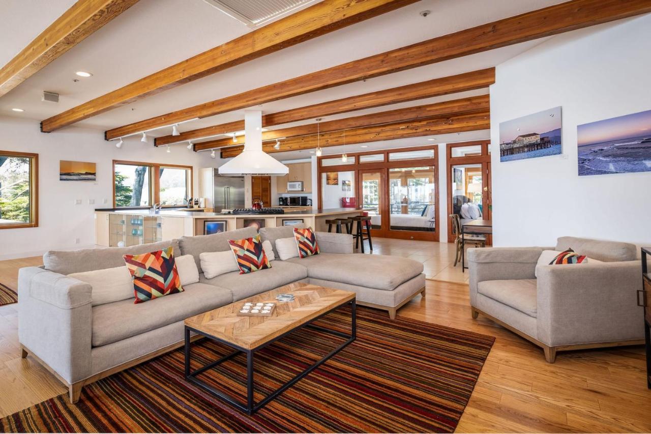 Luxury Beachfront Penthouse Walk To The Beach Restaurants Entertainment Half Moon Bay Exteriör bild